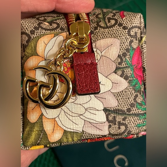 Gucci Flora limited Edition pouch Full Set - Picture 12 of 12